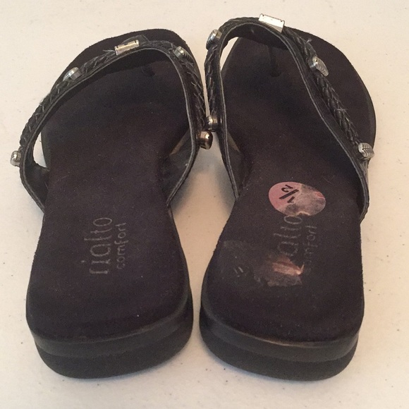 Rialto comfort thong sandals - Picture 3 of 8
